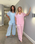 Плисиран chiffonов комплект с viscose и polyester, елегантен и лек дамски комплект за ежедневието.