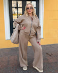 Suede bomber jacket and trouser set from IT, polyester, viscose and elastane, in soft and stylish design.
