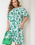 Cotton floral dress  с кратки Sleeveи и V-образно деколте, произведена от YR с 80% cotton и 20% polyester.