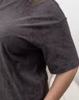 Jersey T-shirt  YR с polyester и spandex, изображение на Whiteа тениска с гладък дизайн.