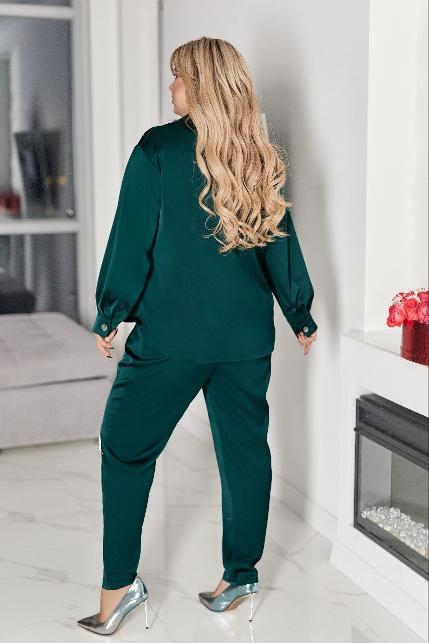 Raso con pietre incastonate