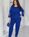 Conjunto con mangas de malla.
