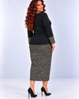 Printed blouse and skirt made from polyester, viscose and spandex, model with bright printed and comfortable design.