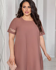 Vestido holgado con bordado