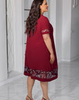Vestido holgado con bordado