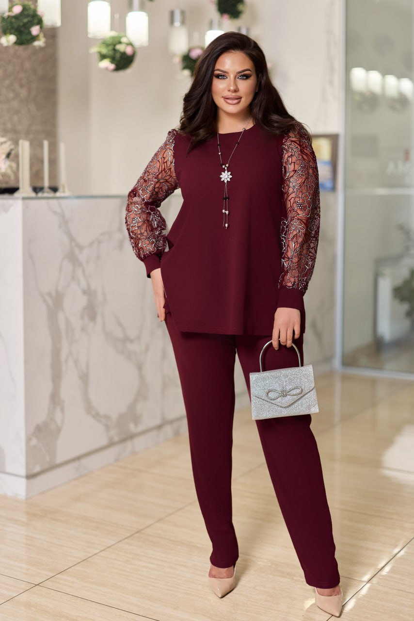 Set blusa con rete e pantaloni