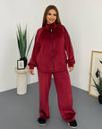 Velvet set with viscose, cotton and elastane, soft and comfortable for wear, image of elegant set.