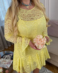 Vestido corto de encaje