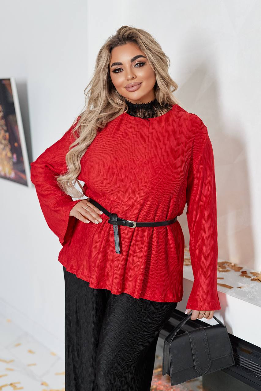 Structured fabric set with a belt