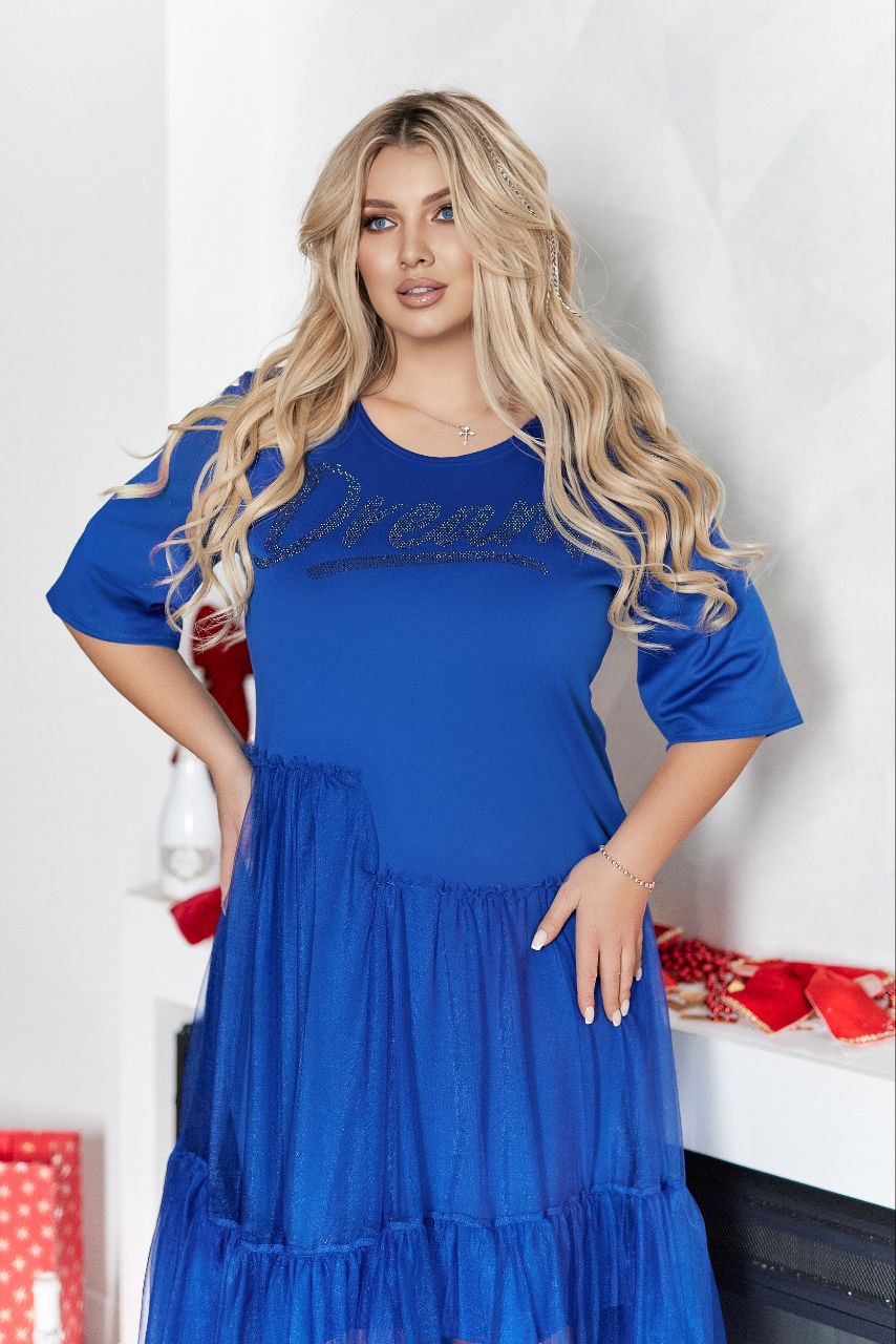 Avondjurk met tule en steentjes