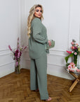 Set made of linen blend  shirt и pants, White цвят, за мъже, с linen 80% и polyester 20%, лежащи на White фон.