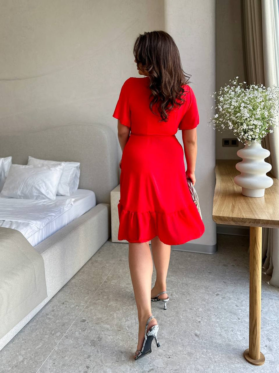 Krátké měkké šaty s volánky