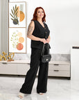 Set of vest and trousers  с polyester и viscose, стилен и комфортен за ежедневна носия.