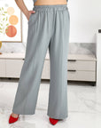 Раиран комплект vest и pants от polyester и viscose, моден и комфортен за ежедневна носия.