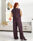 Set of vest and trousers  на марка Composition, с polyester и viscose, показан на модел.