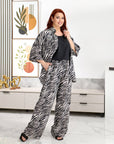 Lightweight three-piece set  от polyester и elastane, изображение на изображение с ярки цветове и удобен дизайн.