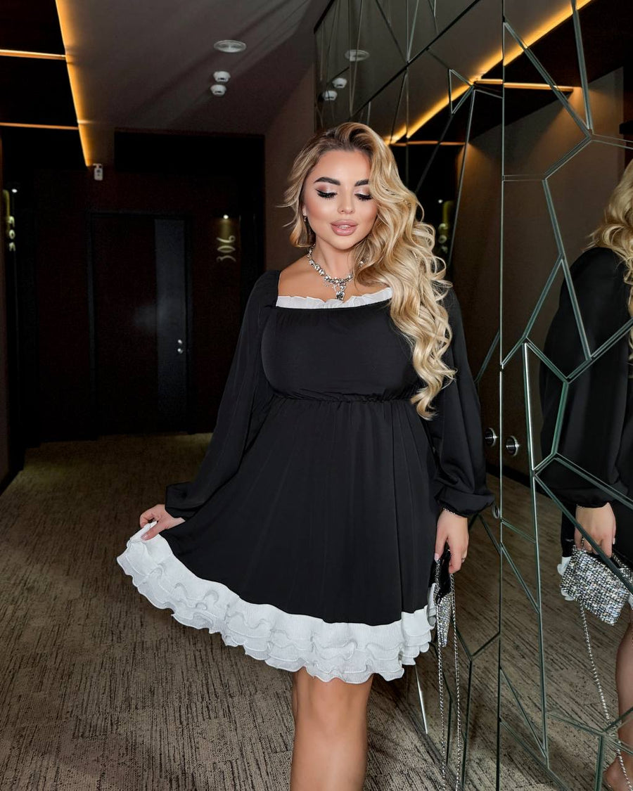 Krátké šaty s volánky