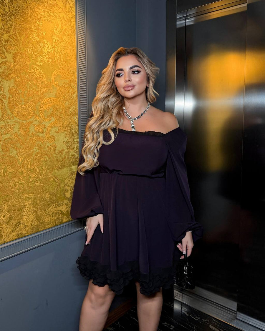 Krátké šaty s volánky