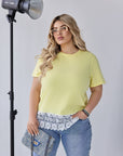 Basic T-shirt with lace  от cotton и elastan, модел гащеризон, показана в изображението.