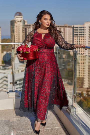 Evening dress with embroidery