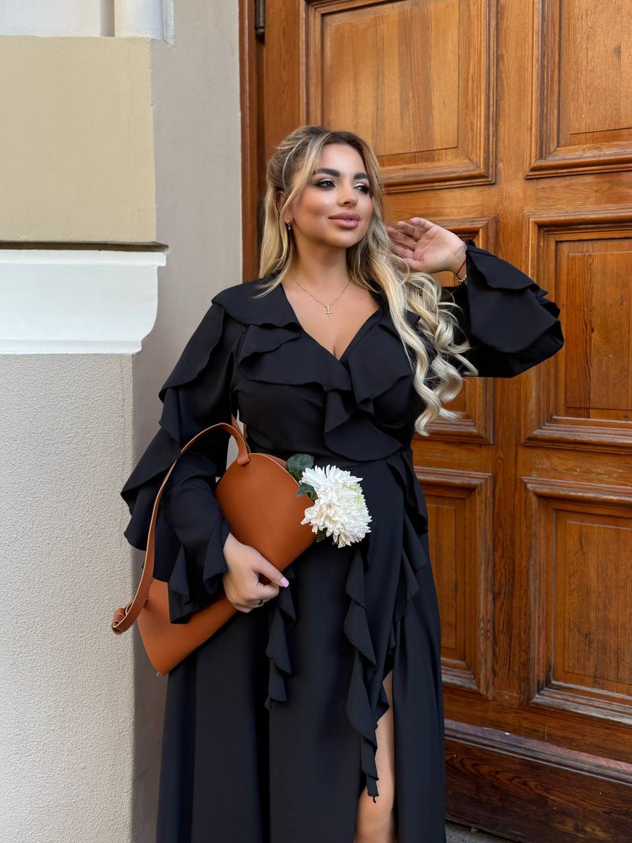 Long ruffled dress  - Twiggy Shop