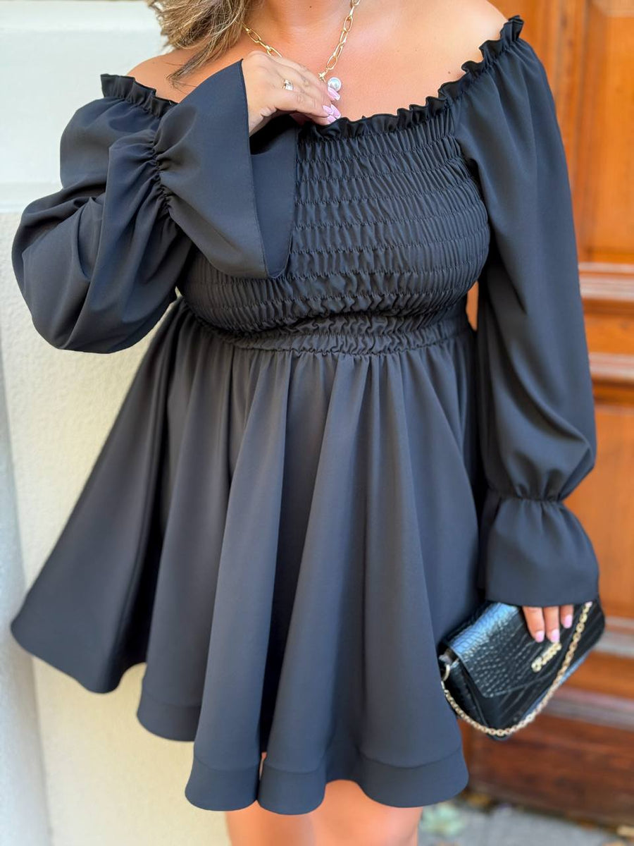 Short dress with sleeves  - Twiggy Shop