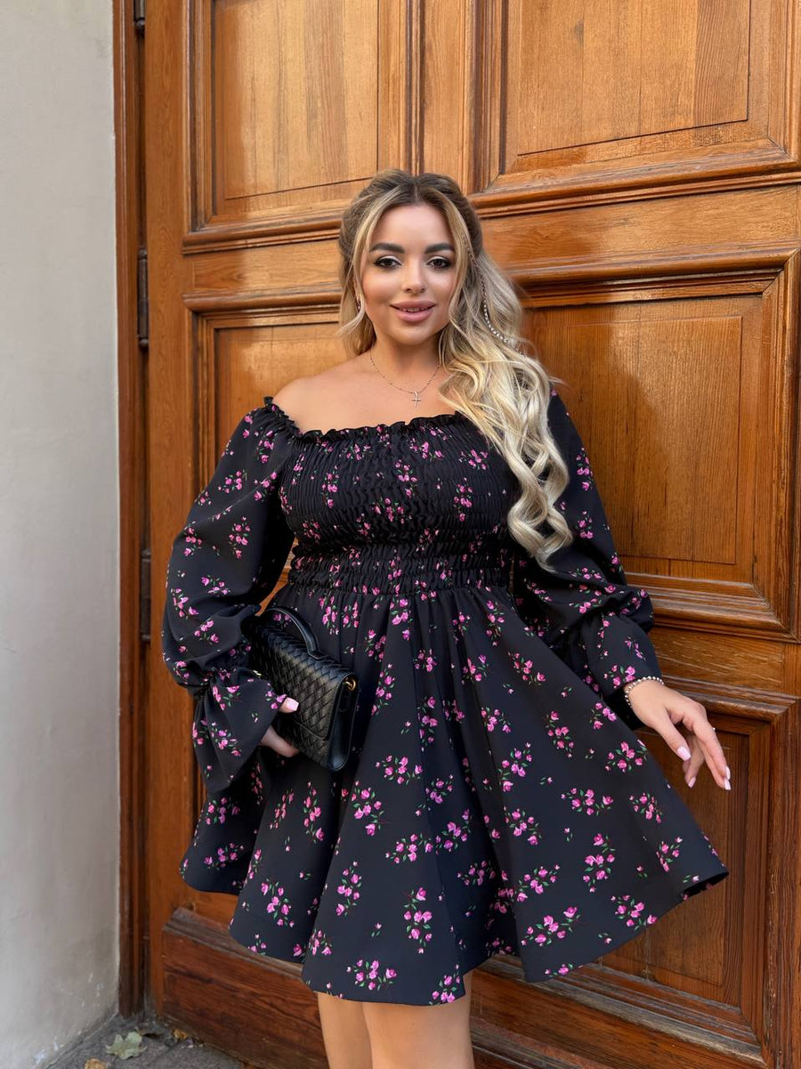 Short dress with sleeves  - Twiggy Shop