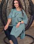 Set of tunic with cut-out details and leggings , памучно и polyesterно облекло, за ежедневен стил и комфорт.