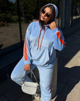 Hooded velvet set, composition: viscose, cotton and elastane, with a soft, comfortable design.