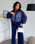 Set with a mesh bomber jacket made from polyester, viscose and spandex, stylish and comfortable for everyday wear.
