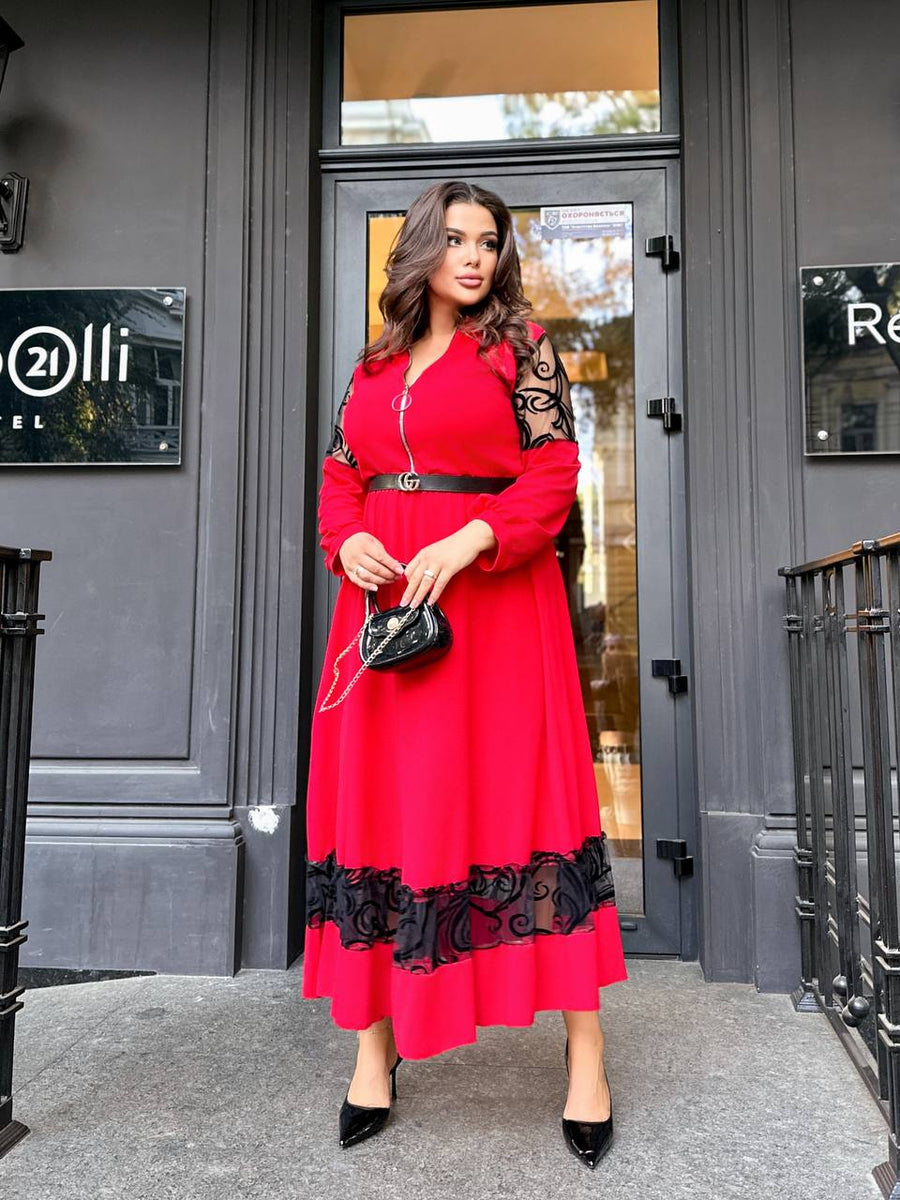 Flared dress with a belt