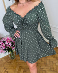 Polka dot short dress  от polyester и lycra, модел с Length up to коляното, с ярки черни точки върху светъл фон