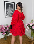 Short organza dress  със светъл цвят и деликатни детайли, изработена от 100% polyester, за елегантен стил.