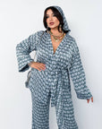 Printed set with a scarf  от polyester, viscose и elastan, с цветен дизайн и мека текстура.