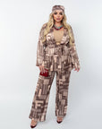 Printed set with a scarf  от polyester, viscose и elastan, показан в изображението с ярки цветни шарки.