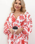 Printed loose-fit set  от polyester, изображение на модел, носеща комфортен и стиlinen  облеклo.