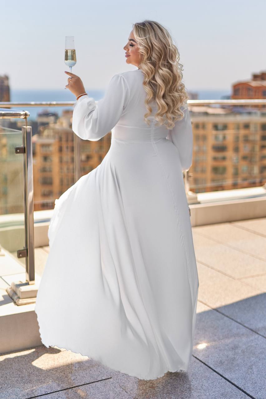 Long dress with neckline  - Twiggy Shop