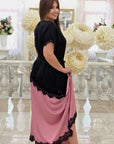 Vestido con encaje delicado