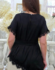 Vestido con encaje delicado