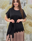 Vestido con encaje delicado