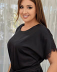 Conjunto con delicado encaje