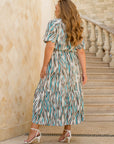 Vestido midi con cinturón