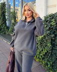 Fleece set with wide-leg trousers in polyester and elastane, image of a comfortable loungewear outfit.