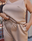 Set top e pantaloni in raso