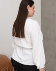 Blusa con cuello en V