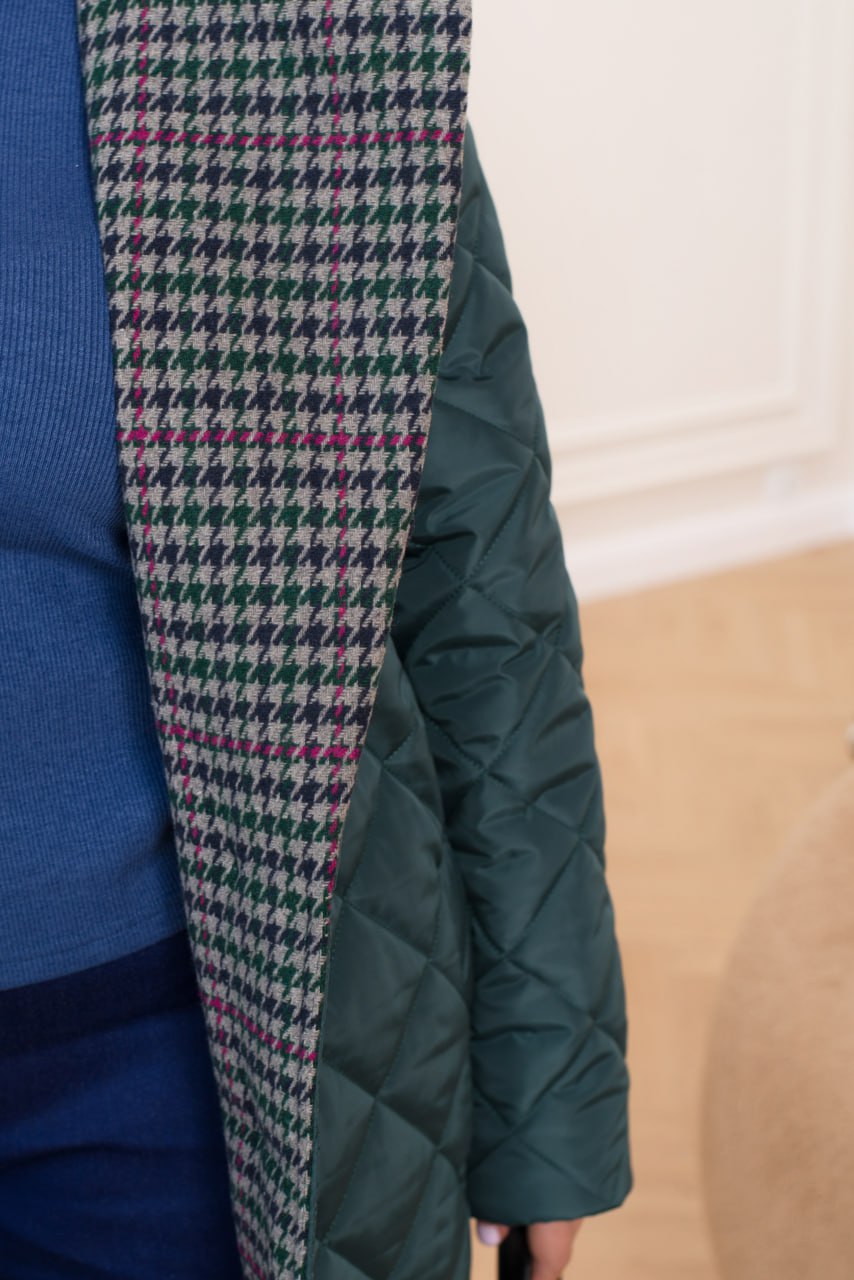 Long nylon coat with a collar  - Twiggy Shop