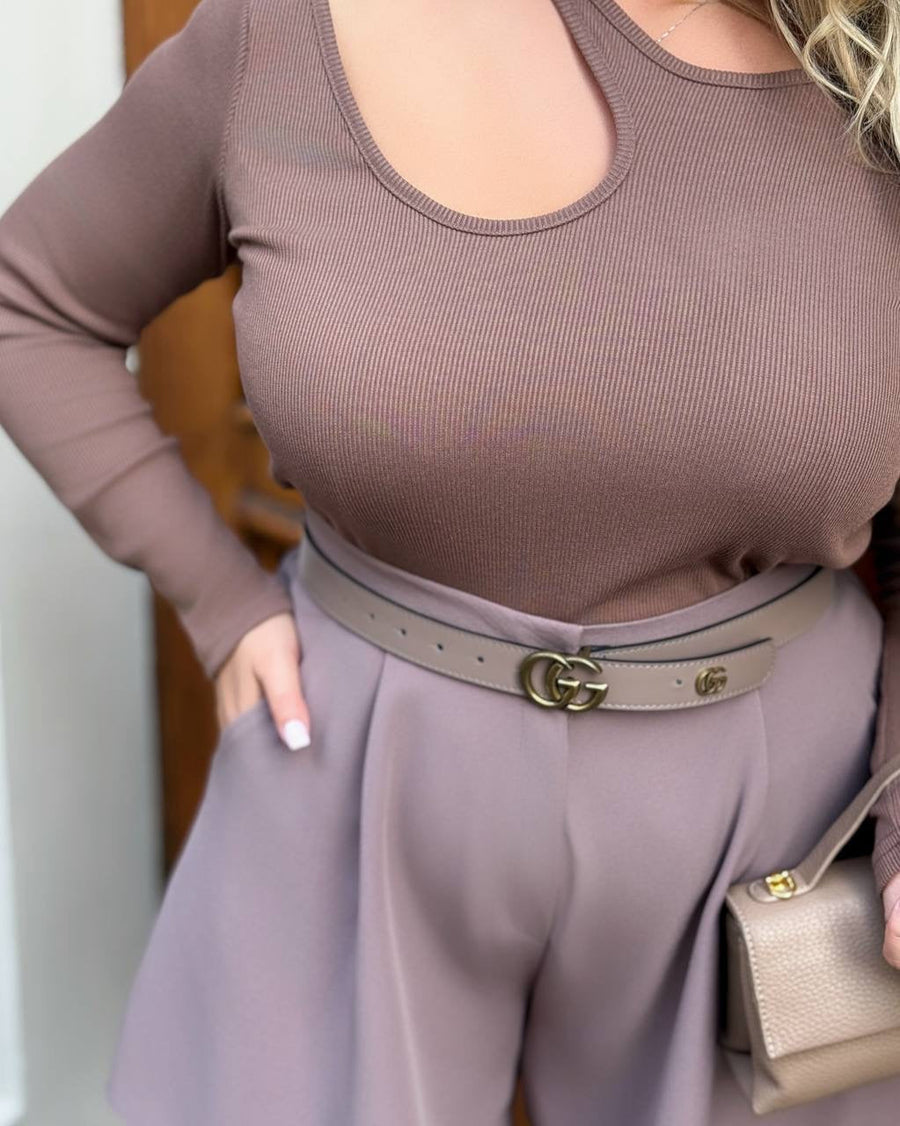 Sweater with cut-out details  - Twiggy Shop