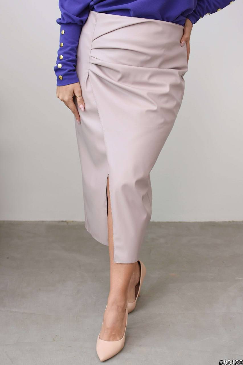 Midi skirt made of faux leather  - Twiggy Shop