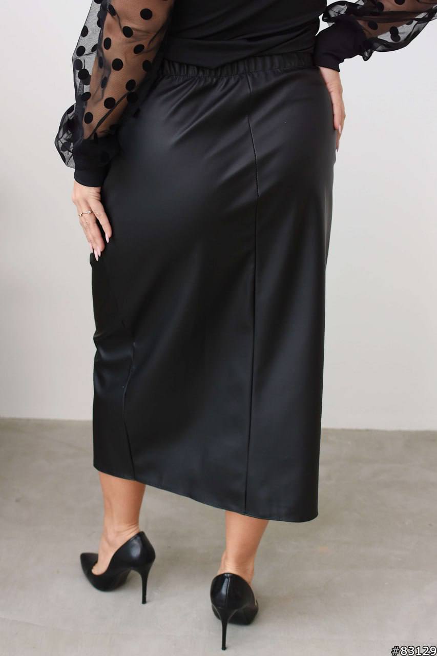 Midi skirt made of faux leather  - Twiggy Shop