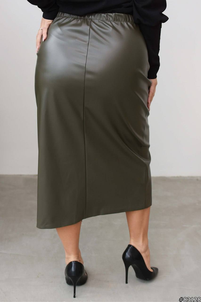 Midi skirt made of faux leather  - Twiggy Shop